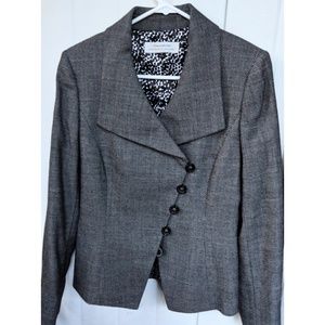 Like new! Tahari Blazer